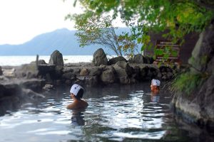 relaksasi alami di onsen hokkaido